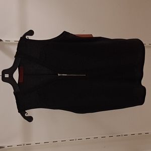 Lace Shoulder Zip tank